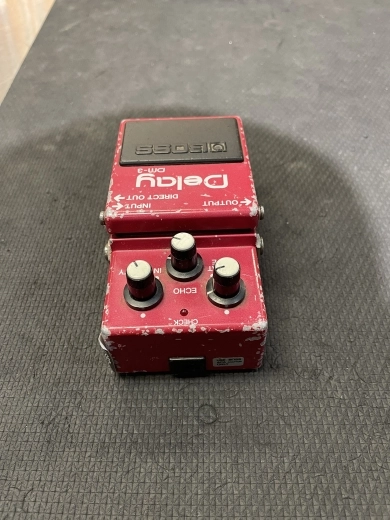 BOSS DM3 ANALOG DELAY 2